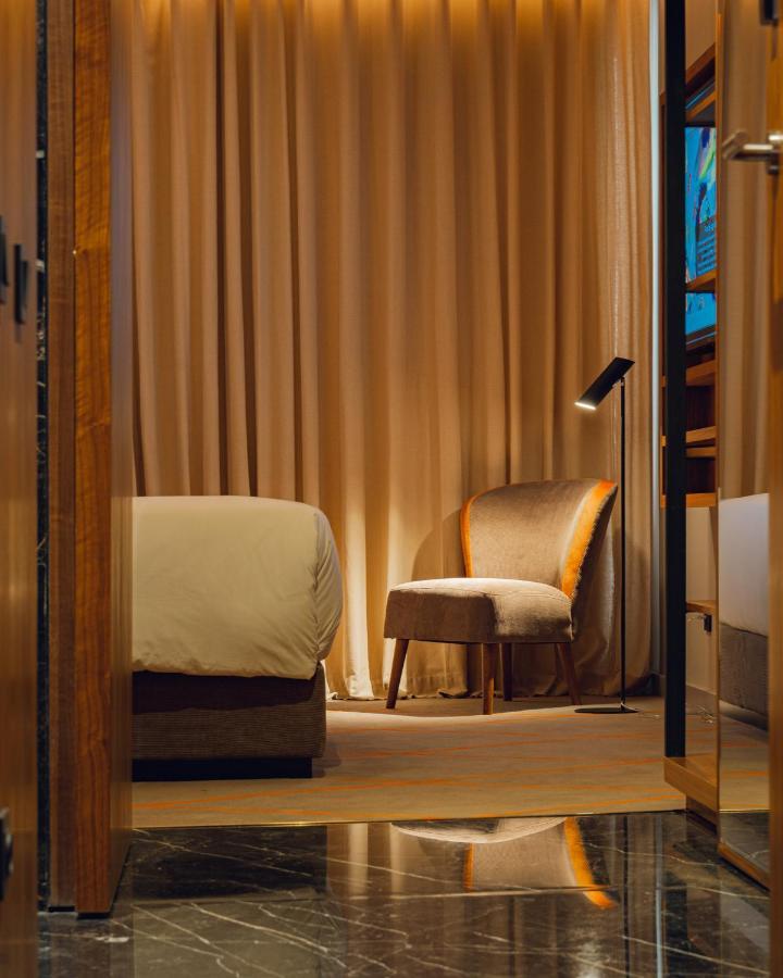 Hotel Jadali & Spa Marrakesh Ngoại thất bức ảnh A room at the hotel